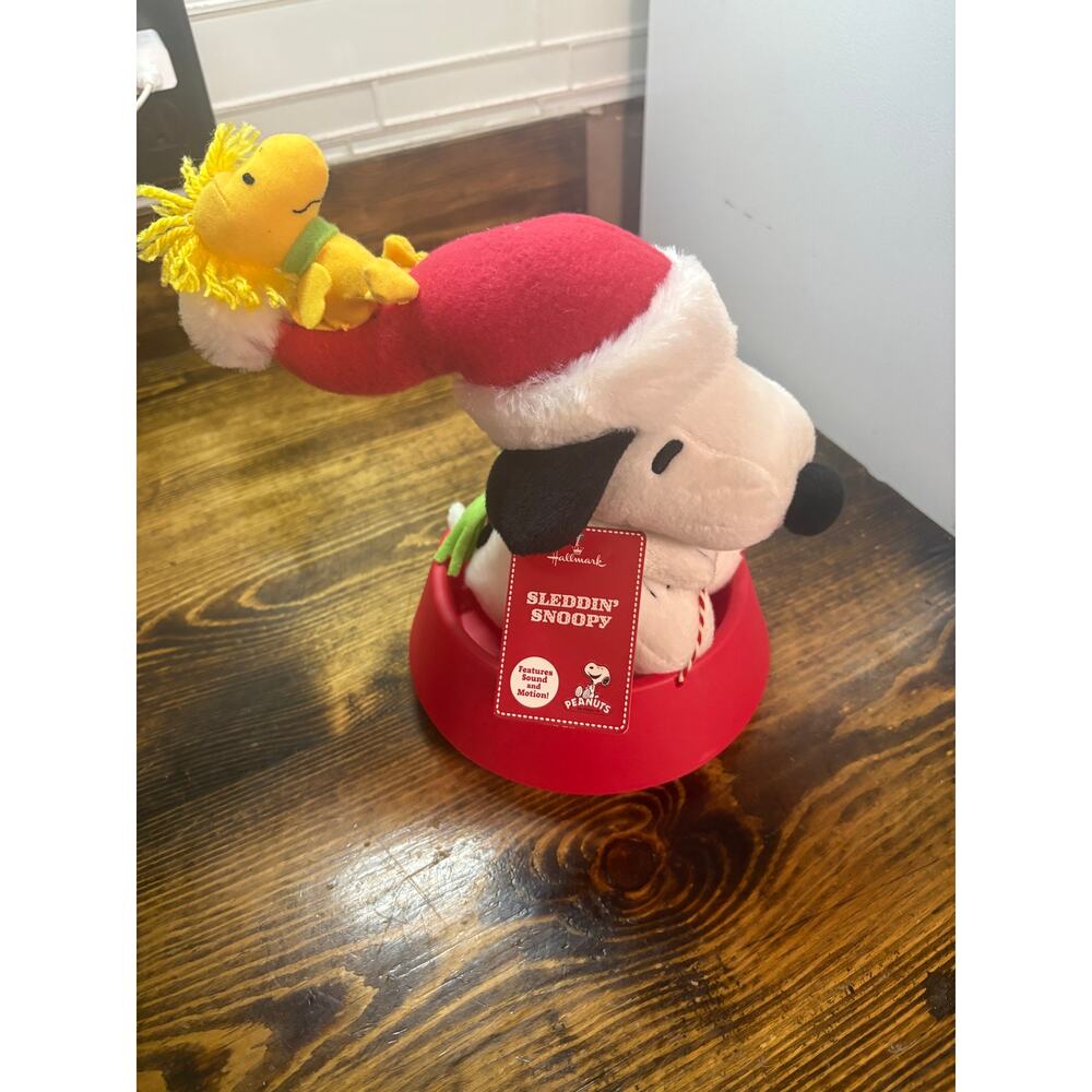 Hallmark Sledding Snoopy Decoration